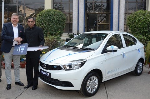 Electric vehicles hit a roadblock as Modi govt delays roll-out of 1000 electric cars