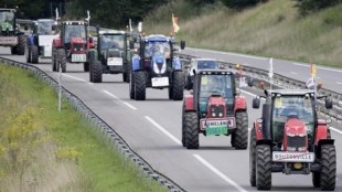 Sonalika International Tractors, Sonalika Tractors, Sonalika Tractors enter new countries, Sonalika Tractors enter international market