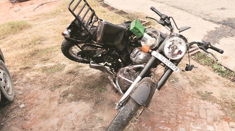 accident in Yamuna Expressway, Accident in Unnao, car crash in Unnao, fog in North India