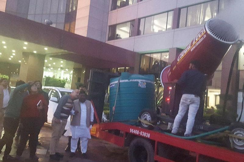 anti smog gun, anti fog gun, anti pollution drive, delhi pollution, delhi air pollution, air pollution, arvind kejriwal, kerjriwal government, manish sisodia, air action plan
