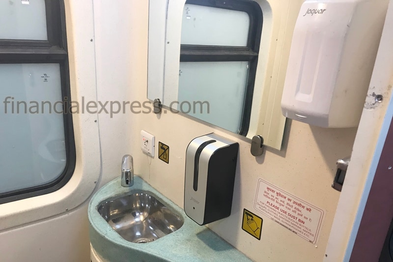 shatabdi express, shatabdi fares, anubhuti coach shatabdi, anubhuti coach fare, Anubhuti coach
