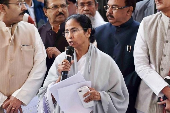 mamata banerjee, west bengal, west bengal town hall, kolkata town hall, historic town hall building, town hall building, earthquake proof, building restoration project, tuscan pillars