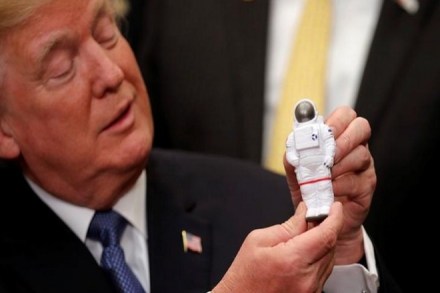 Donald Trump, US  space policy, space policy, new space policy, Americans to Moon, Americans to Mars, US astronauts