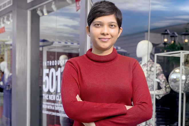  Gunjan Soni, Head — Jabong