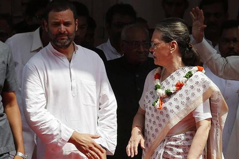 sonia gandhi, sonia ganddhi resigns, sonia gandhi health, congress president, UPA government, rahul gandhi, rajiv gandhi, priyanka vadra, indira gandhi, gujarat assembly elections, narendra modi, manmohan singh, pm modi