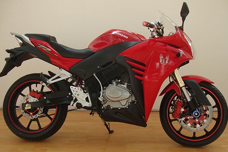 Wonjan WJ150R and WJ250R: This Chinese brand has thought a little out of the box. It has only taken several design cues from the Honda CBR250R and not all. The slight differences are the tank and seat, but the overall package has the CBR250R in it.