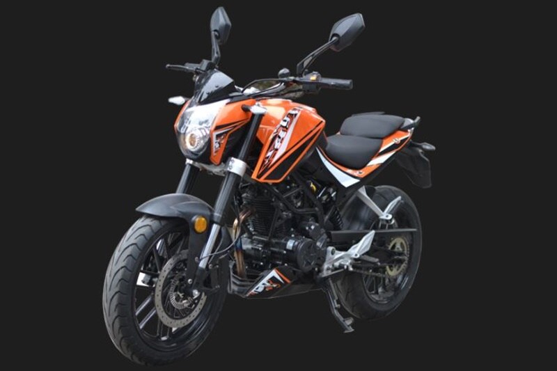 Jida JD250S-9: We all recognise this design, don't we? Reminds of the nippy street motorcycles from an Austrian brand called KTM, dun' it? With looks from the previous generation Duke series, this motorcycle is powered by a 224cc single and produces (brace for it!) 16 bhp. It is quite noticeably a copy and won't go like the real deal either. Another peculiar thing on its website – 'Any regular colours are available', whatever that means.
