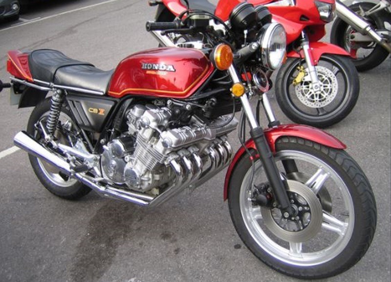 Honda CBX: For a split second, it is a regular Honda but then your eyes focus on the engine and your pupils are then fully dilated. The one's equipped a twin cam straight six with the crank in the middle, this Honda was pretty much Hayabusa of the 1970s. For a little perspective, cars like Aston Martin DB5, Toyota Supra come with a straight six. (Image: Flickr/Iain Farrell)