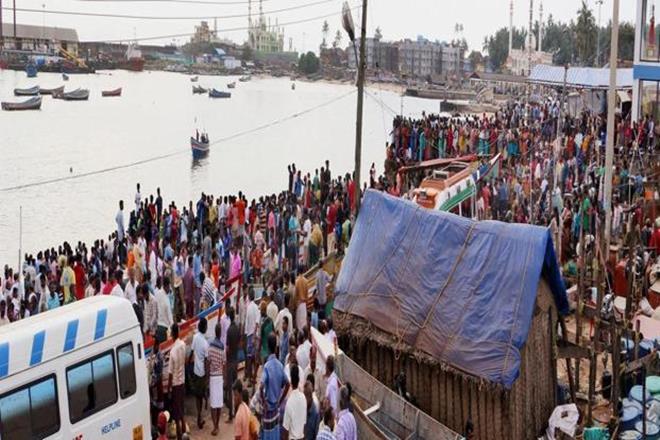 cyclone ockhi, kerala cyclone, cyclone ockhi south india, cyclone in india, cyclone damages kerala, cyclone ockhi damages, tamil nadu cyclone, cyclone ockhi disaster, disaster management cyclone ockhi