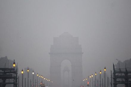 delhi, delhi winters, delhi temperature, delhi fog, delhi temperature five degrees