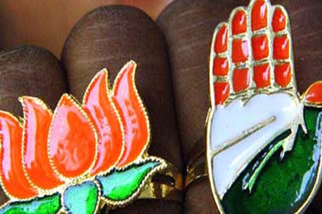 Gujarat Elections 2017 becomes the battleground for Congress and BJP (Source: PTI) Gujarat Elections 2017 becomes the battleground for Congress and BJP (Source: PTI)