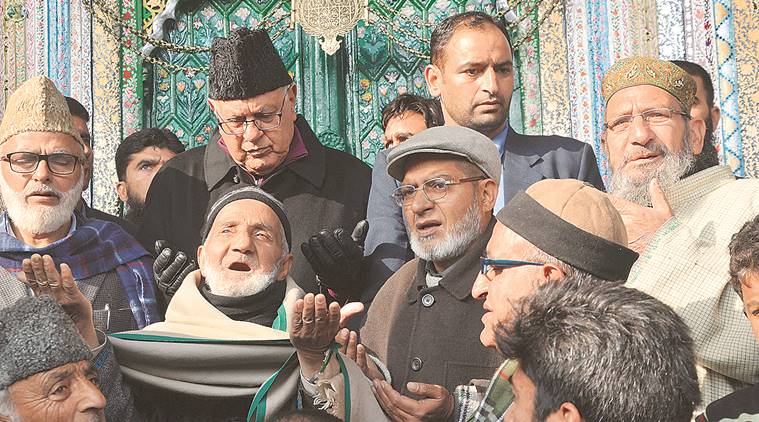 jammu and kashmir, kashmir weather, kashmir temperature, current temperature jammu and kashmir, kashmir snowfall, srinagar weather, srinagar temperature