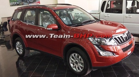 Mahindra XUV500 with petrol engine spied: Here’s how much the first petrol XUV500 could cost