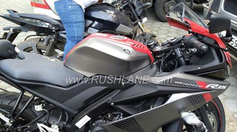 Yamaha YZF-R15 V3.0 starts reaching dealerships in India: Official launch expected in early 2018
