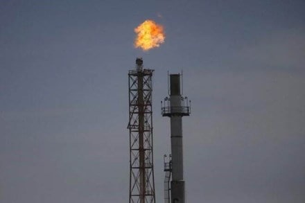 oil refineries, us oil, delhi pollution, air pollution, dirty fuel, india pollution, india air quality, smog