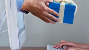 online shopping, online shoppers, buying online, buy online, online market, purchase online, digital india