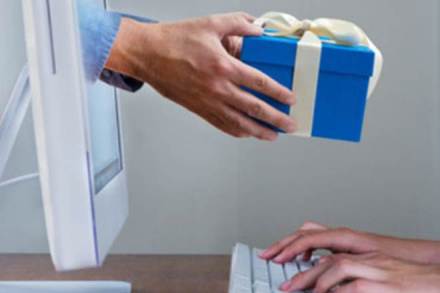 online shopping, online shoppers, buying online, buy online, online market, purchase online, digital india