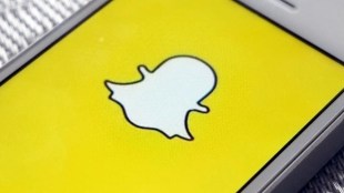 Snapchat, Snapchat group,  Change.org, Apple App Store