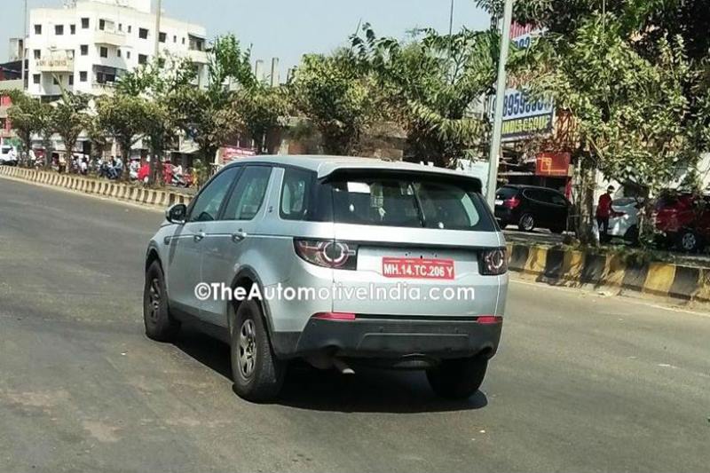 Based on the Tata Motors’ impact design philosophy this upcoming Tata SUV is a Discovery based premium SUV codenamed Q501. With this Tata Motors hopes to enter the foray into a new premium SUV segment and the SUV is expected to be powered by a 2.0L diesel engine and will be available in both 5-seat and 7-seater option. Tata Motors has not officially shared any launch timelines about this product. However, the SUV might be showcased at the 2018 Auto Expo and will be due for a market launch in 2019.