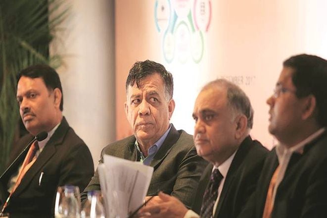 Uttar Pradesh government, Investors summit, Industrial houses, roads