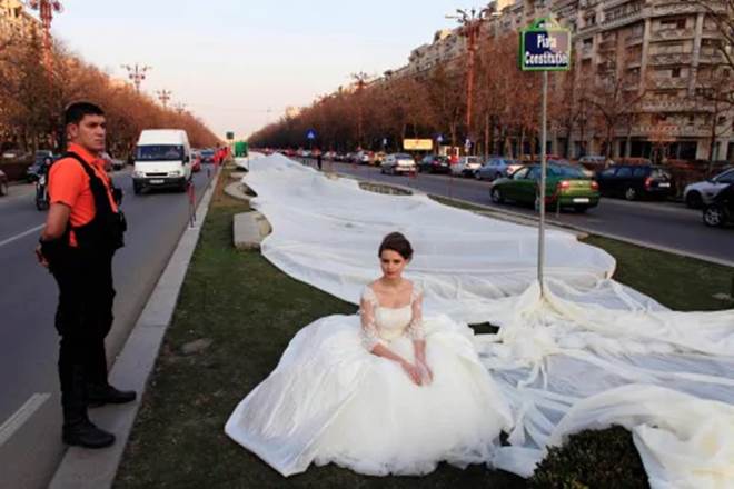 longest dress, worlds longest dress, Dynamic Projects, guinness record, guinness book of world records, record breaking dress longest dress, worlds longest dress, Dynamic Projects, guinness record, guinness book of world records, record breaking dress
