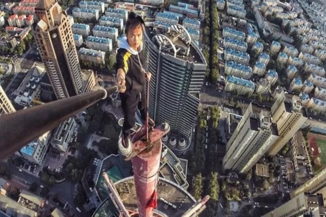 Daredevil, Daredevil fall from high sky scrapper, Daredevil fall to death, Daredevil death, Daredevil, China's first rooftopper death, China's first rooftopper accident, stunt gone wrong, Wu Yongning