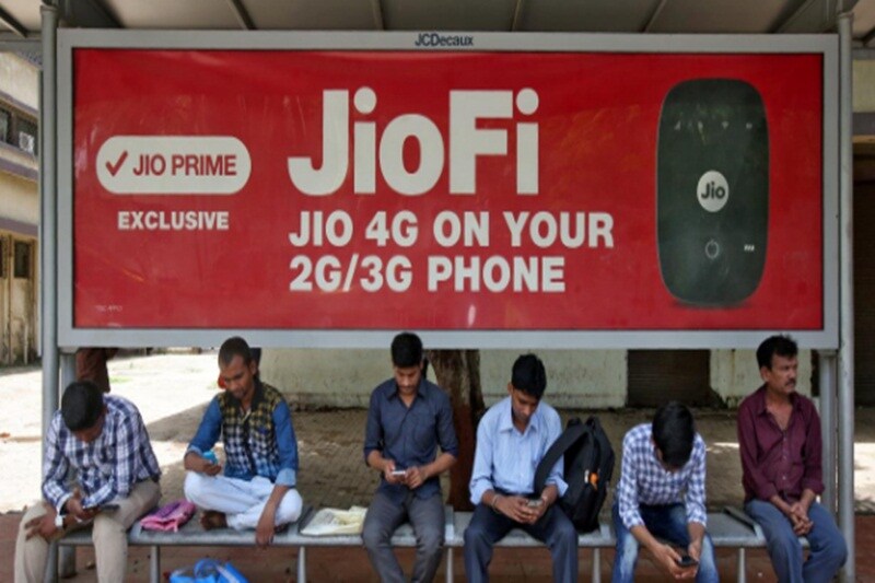 reliance jio prepaid plans, reliance jio recharge, jio recharge, jio recharge 2018, jio recharge, reliance jio 4g prepaid plans, jio Happy New Year 2018 prepaid, reliance jio Happy New Year 2018 prepaid, reliance jio Rs 199 plan, reliance jio Rs 299 plan