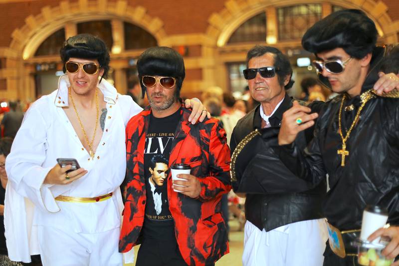 Elvis festival, Australia Elvis festival, Elvis Presley, King of Rock and Roll, Sydney, elvis mania, Elvis Express, Blue Suede Express, Elvis tribute, world news