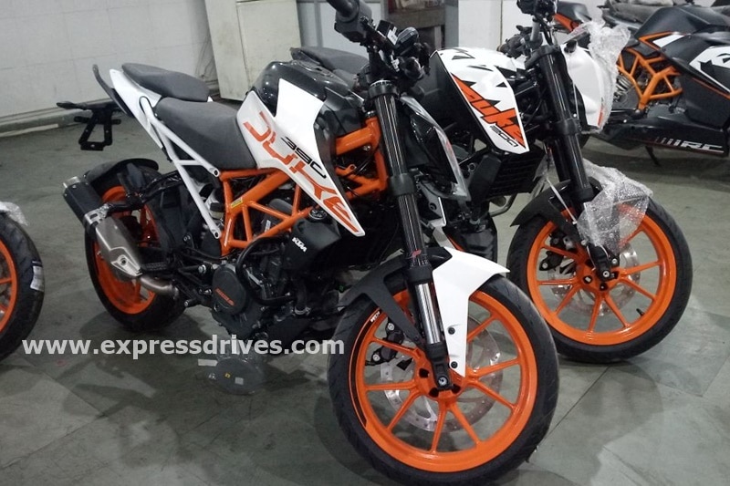 2018 KTM 390 Duke white