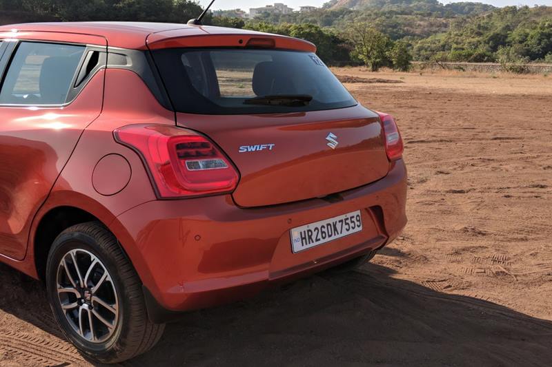 The use of the new platform has resulted in a change to the overall dimensions of the all-new Maruti Suzuki Swift. The car’s length has been reduced by 10 mm to 3850 mm whereas the width of Swift is increased by 40 mm to 1695 mm. The height of the car remains the same at 1530 and the wheelbase has gone up by 20mm.