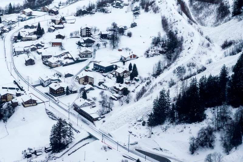 Switzerland, avalanche, Switzerland avalanche, Zermatt, helicopter flights, Snowfall, Swiss ski resort, tourists, Zermatt tourism, switzerland tourism, world news