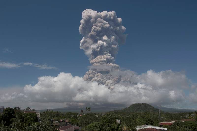 Due to its relatively gentle eruption last week, thousands left emergency shelters and returned to their communities in Legazpi city outside the danger zone. (AP Photo)