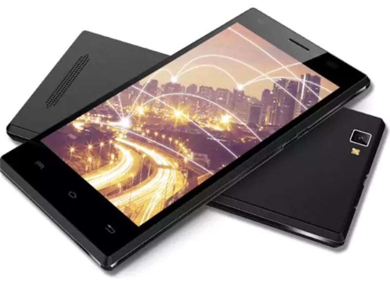 Xolo Era 1X: The Xolo Era 1X supports 4G and offers support for 850 / 1800 / 2300 Mhz bands. It is not as fast some of the other devices in the budget segment, although the 1.3GHz quad-core spreadtrum processor is good enough for day to day work. The phone, however, has one of the best 8MP cameras we have seen in the best smartphones under 6000 category. It is powered by 2500 may battery and runs on Android Marshmallow. It is priced at Rs 5,149.