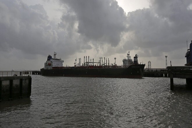 Kotak, Multimodal Transport Segment, Shipping liness, Weak global container trade