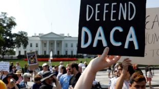 daca, daca application,judge blocks end to program, us resumes daca