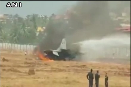 Indian Navy MiG-29K crashes on take off, pilot forced to eject; Goa airport shut down Indian Navy MiG-29K crashes on take off, pilot forced to eject; Goa airport shut down