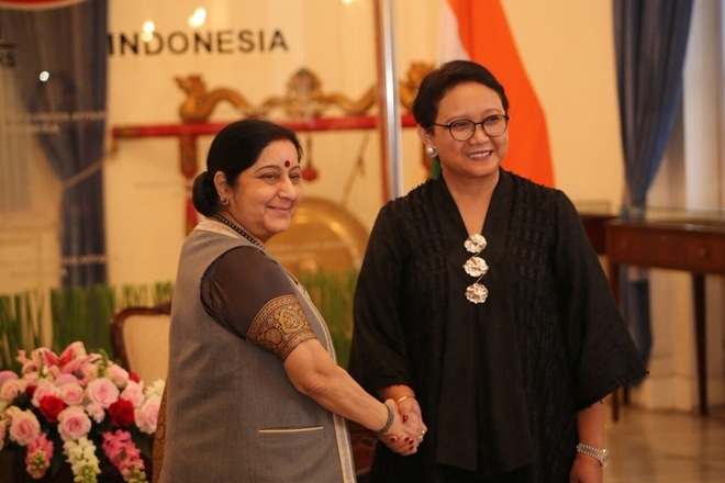 Sushma Swaraj, External Affairs Minister Sushma Swaraj, asean countries sushma swaraj, sushma swaraj asean, sushma swaraj indonesia, indonesia finance minister