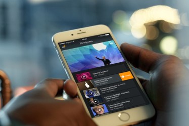 mobile advertising, mobile advertisement, mobile specific promotions, mcanvas, internet growth, desktop revolution