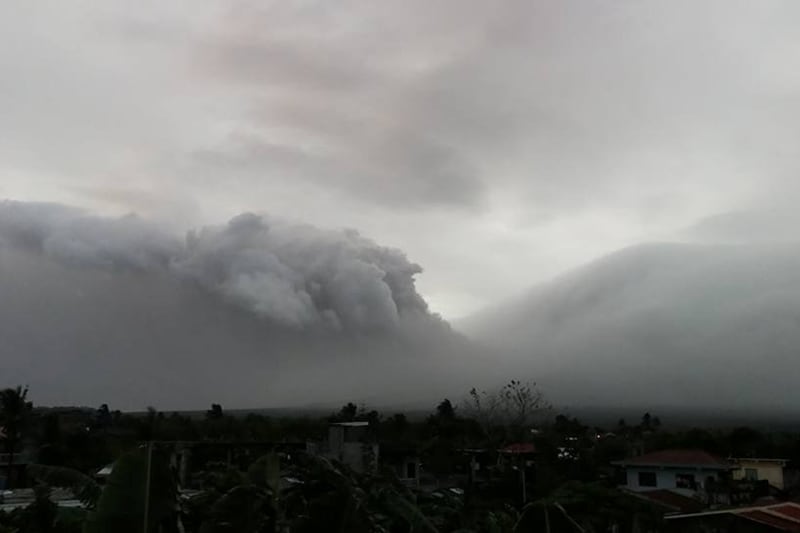 mayon volcano, mayon volcano eruption, mayon volcanic eruption, volcanic eruption, mount mayon lava, philippine volcano, philippine volcano eruption, mayon volcano lava, mount mayon philippine, mayon lava eruption volcano