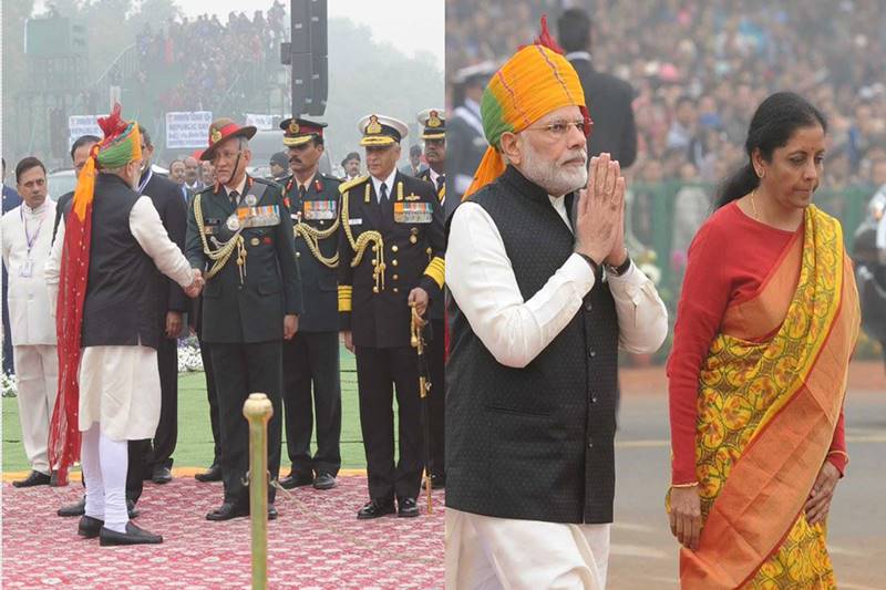 Prime Minister Narendra Modi greeted Army Chief General Bipin Rawat. He was accompanied by the Defence Minister Nirmala Sitharaman. (Source: PIB)