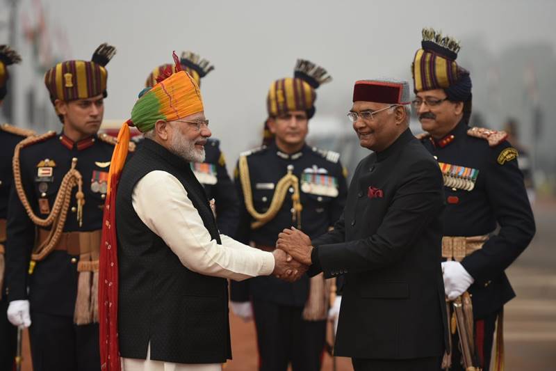 Soon after, President Ram Nath Kovind arrived. Prime Minister Modi greeted President Kovind on his arrival. (Source: PIB)