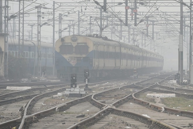 train schedule, winter in delhi, delhi winter, UP winter, flight cancelled, train cancelled, flight delayed, train cancelled, Delhi fog, delhi smog, train schedule, winter in delhi, delhi winter, UP winter, flight cancelled, train cancelled, flight delayed, train cancelled, Delhi fog, delhi smog,