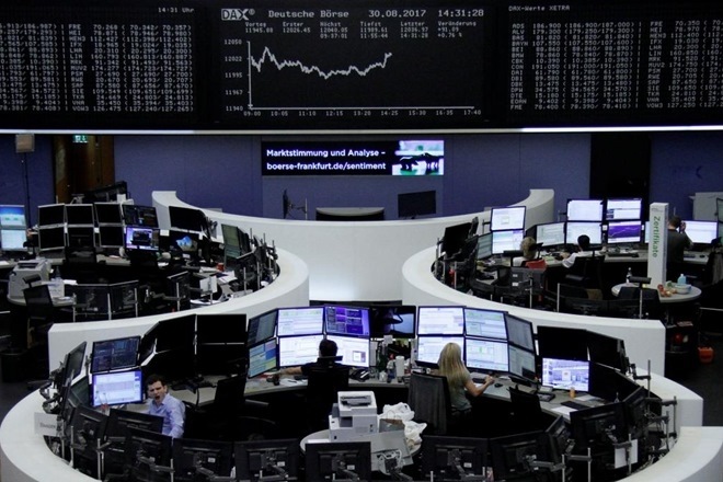 Retail stocks, investment norms, Monte carlo fashions Retail stocks, investment norms, Monte carlo fashions