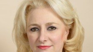 Klaus Lohannis, Social Democrat nominee, Romania president, Parliament