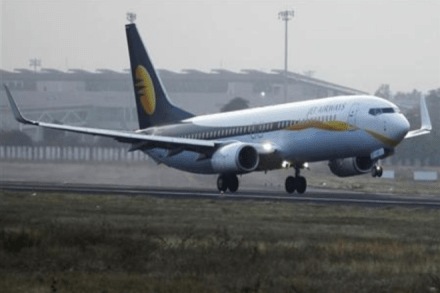 Major mishap averted as Jet Airways' pilot slaps lady co-pilot; she burst into tears. (Reuters)