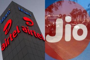 Reliance Jio Republic Day 2018 offer, which will go live on January 26, promises to give 50 percent more data to the customers, Airtel's refreshed prepaid packs offer more data and validities. 
