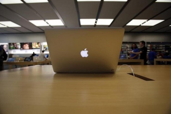 apple, apple iphone, apple ios devices, chip bugs, apple bug, apple flaws, apple crackdown, iphone crackdown, apple iphone bug, mac bug, mac flaws