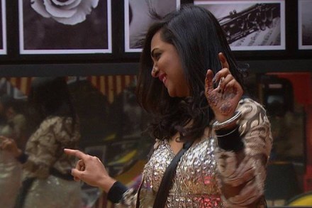 bigg boss 11, bigg boss 11 voting, arshi khan, bigg boss 11 live, bigg boss 11 latest news, bigg boss 11 latest news today, bigg boss 11 updates bigg boss 11, bigg boss 11 voting, arshi khan, bigg boss 11 live, bigg boss 11 latest news, bigg boss 11 latest news today, bigg boss 11 updates