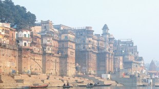 Book review, Upcountry Tales: Once Upon a Time in the Heart of India, Mark Tully