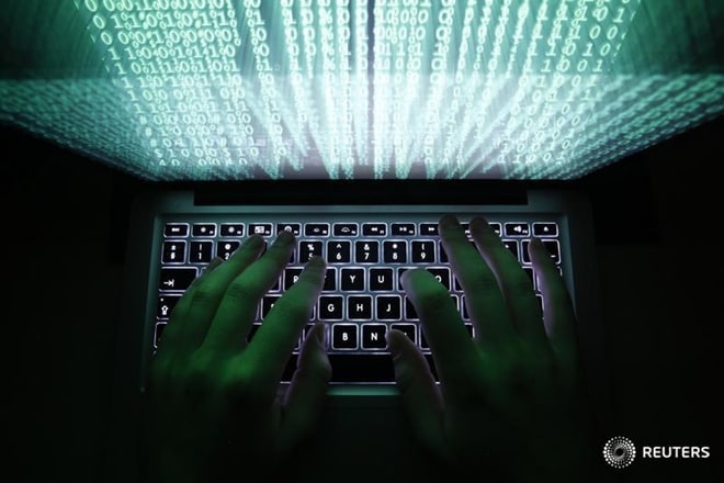 Identity Theft, phishing, voice phishing, scams, How to protect money from banking fraud, SBI, HDFC Bank
